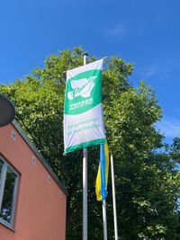 Flagge in Kamen